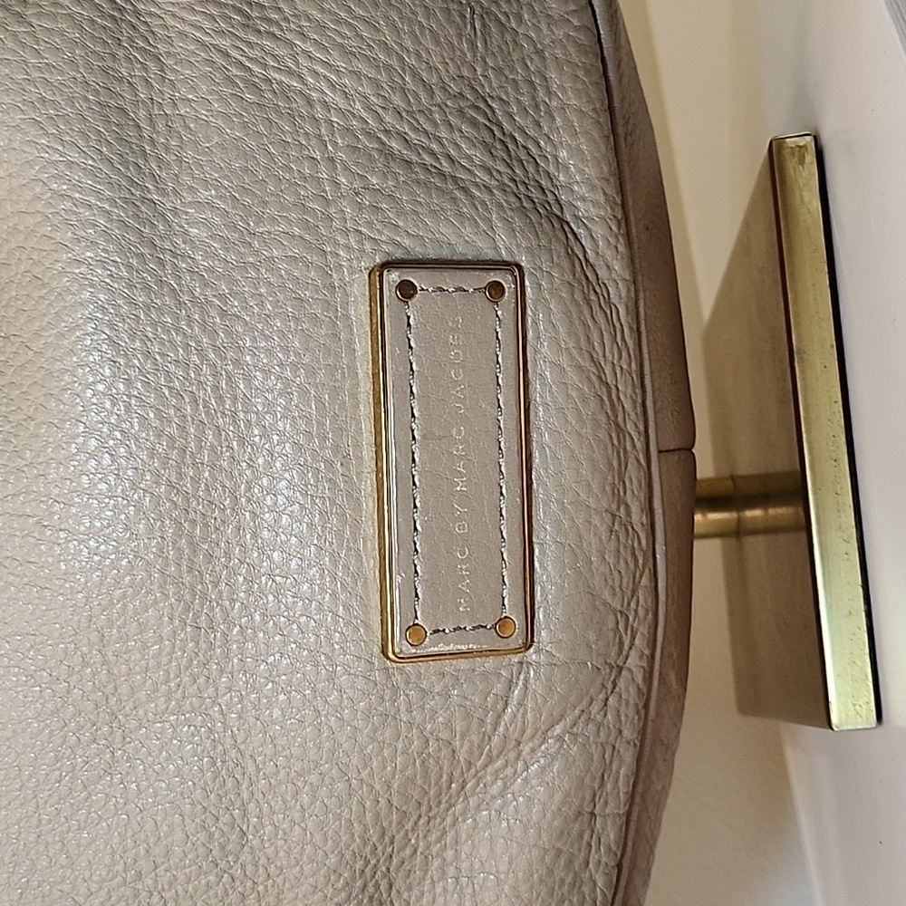 Marc by Marc Jacobs Too Hot To Handle Hobo Two Way Bag - Picture 5 of 16